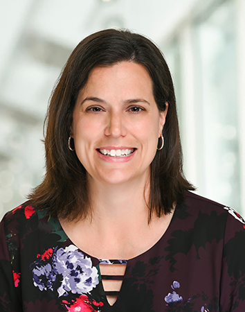 Natalie Kinsinger Headshot
